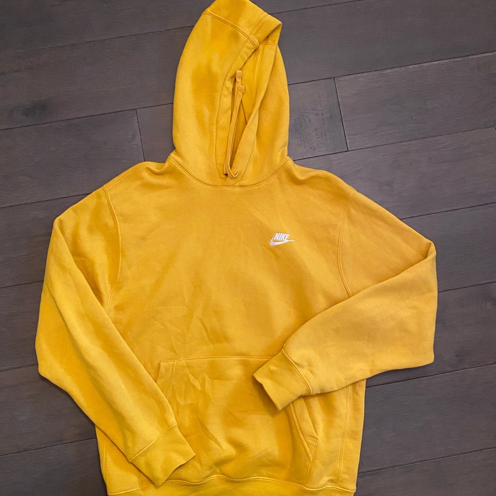 Nike sweatshirt